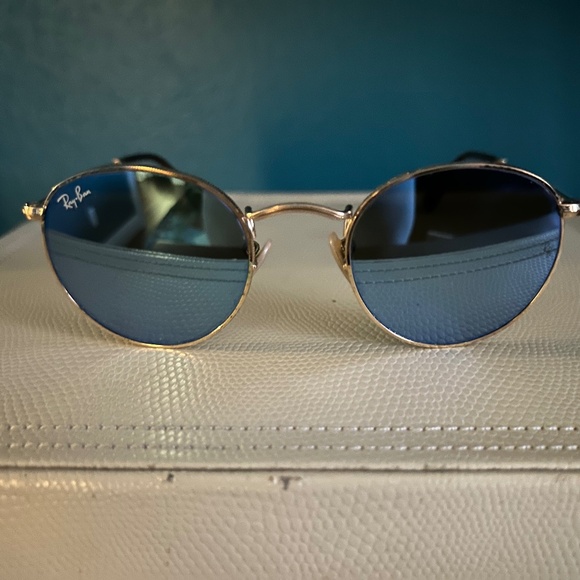 Ray-Ban Round Metal Sunglasses main image 10